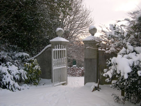 entrance tall gate